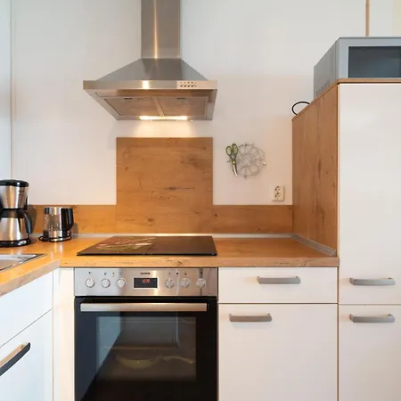 Panoramic App B10-3 *